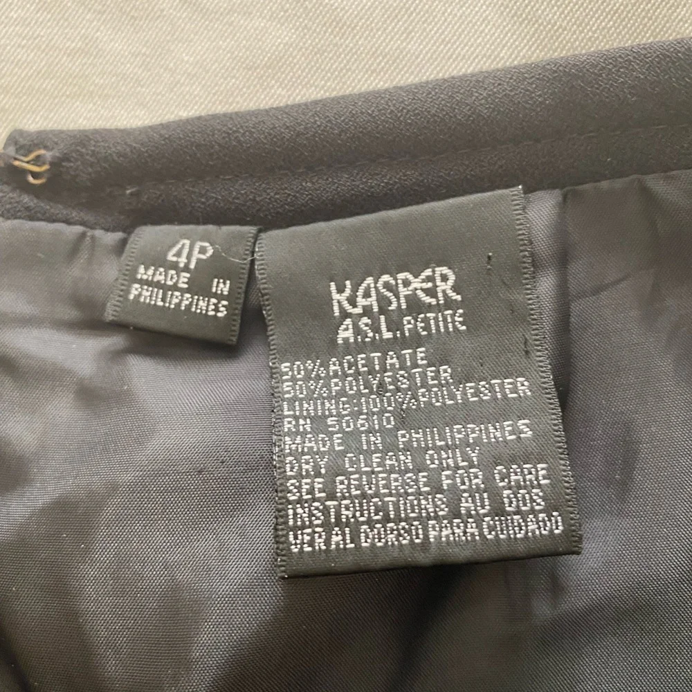Kasper Classic Black Pencil Skirt Size 4p